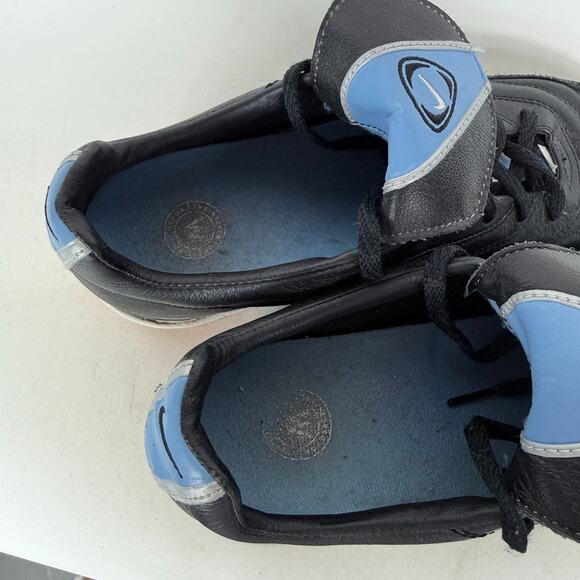 Nike Volant IC Indoor Soccer Sneakers Women's 8 Black Blue Leather Low Top - Picture 9 of 10